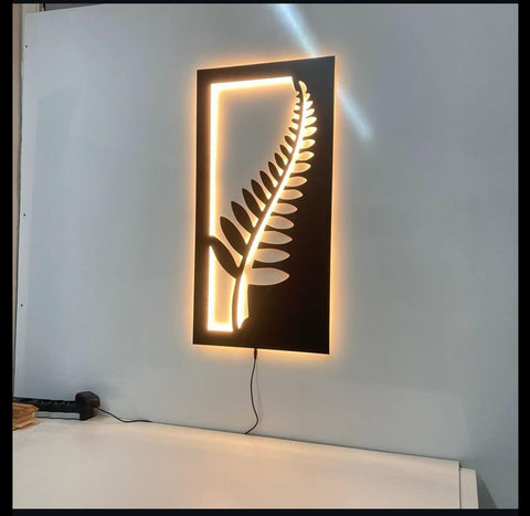 Vertical Leaf With Led